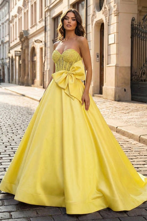 A - Line Sweetheart Lilac Beaded Long Prom Dresses With Bow - KissProm