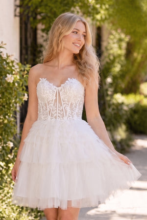 A-Line Sweetheart Lace Short Homecoming Dress