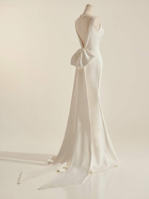 Simple Sleeveless Mermaid Wedding Dress With Sexy Bow